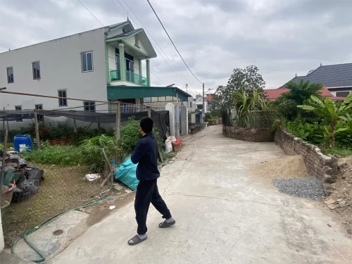 639078375814476631000_bthumb